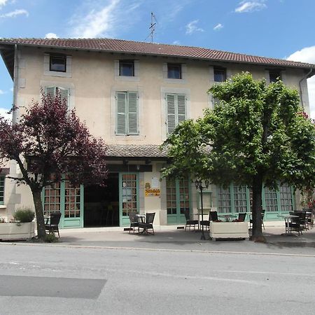 Hotel Restaurant Le Perigord Maurs Bagian luar foto
